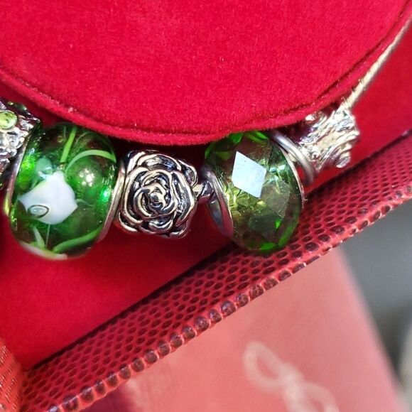 Glam & Glow silver tone green bracelet - Picture 6 of 8